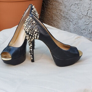 SEXY HEELS BY‎ RED
